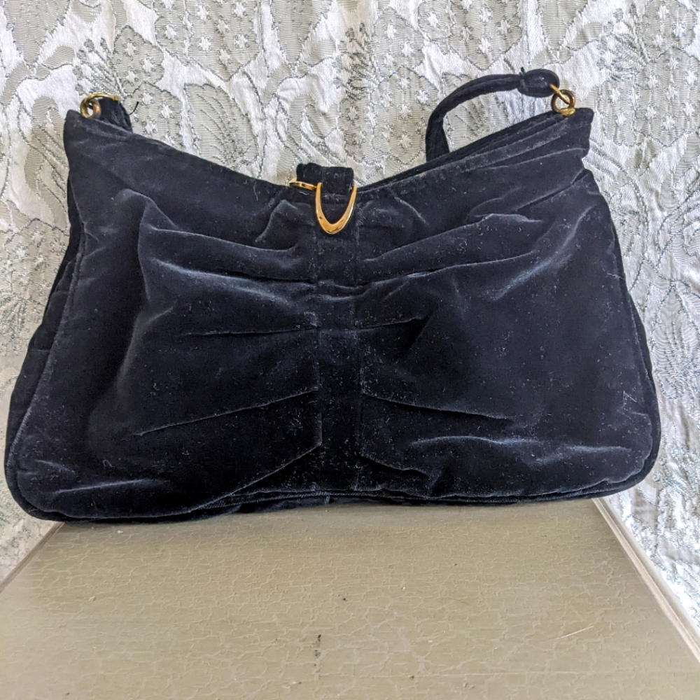 Vintage Carpetbags of America Velvet Purse